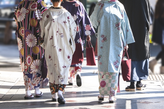 着物でも似合う上着をご紹介【きものレンタル夢京都祇園店】